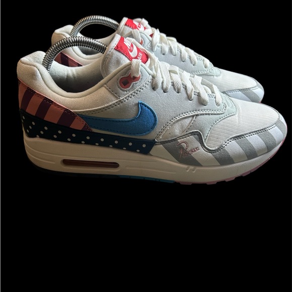 Nike Size Air Max 1 Parra At3057-100 Para Low Cut White Tone Sz 9.5 - Picture 1 of 9